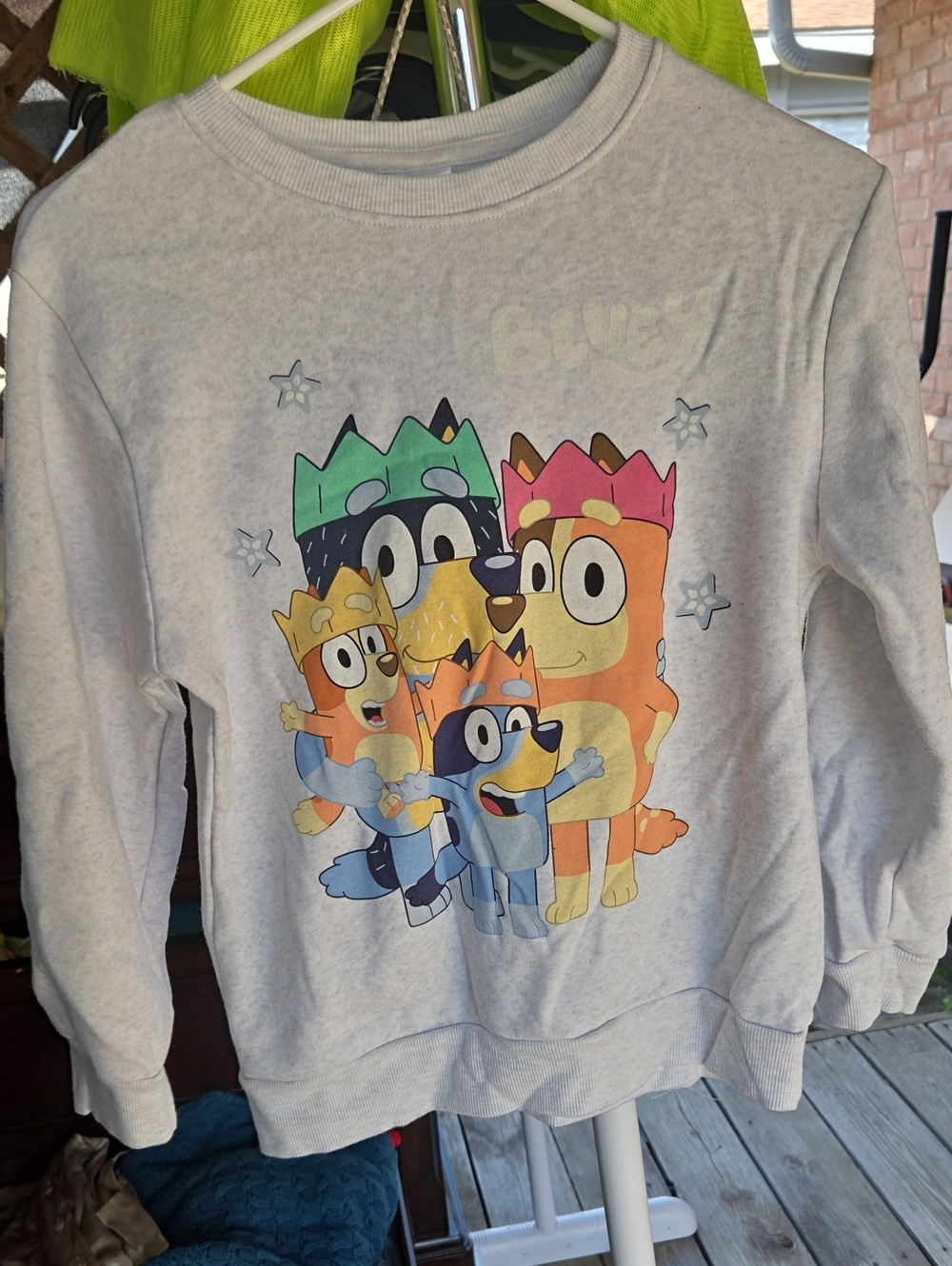 Lucy Light Gray Bluey Family Graphic Crewneck Sweatshirt